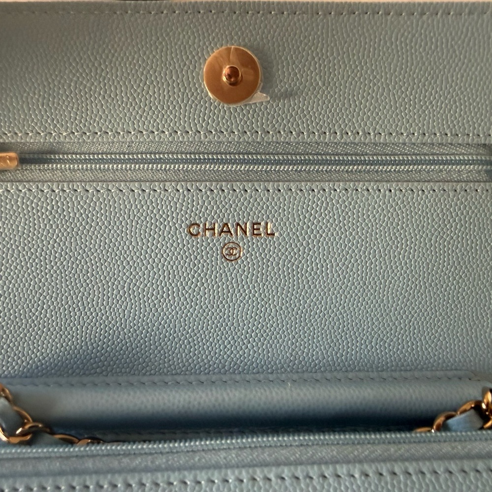 CHANEL Quilted Crossbody Bag in Light Blue - Picture 3 of 6
